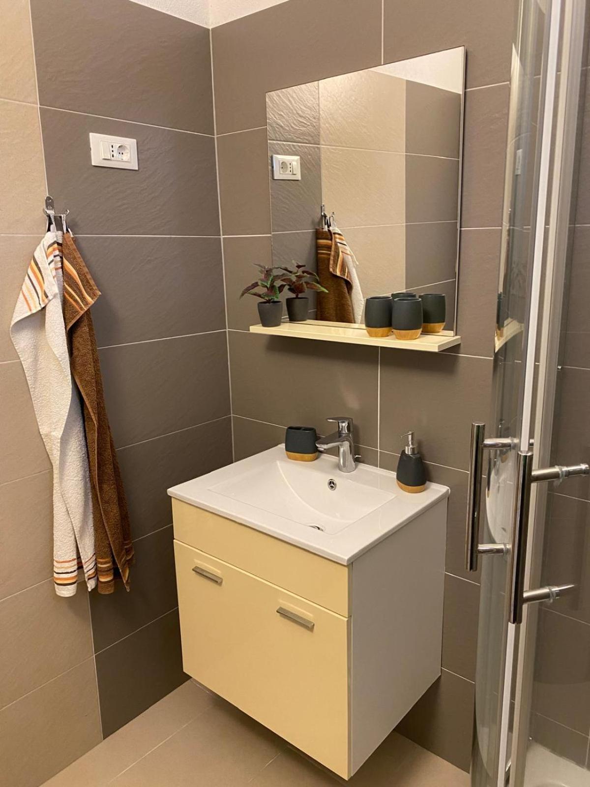 Villa Pina Tisno Apartment Zonsa 2 Pers מראה חיצוני תמונה